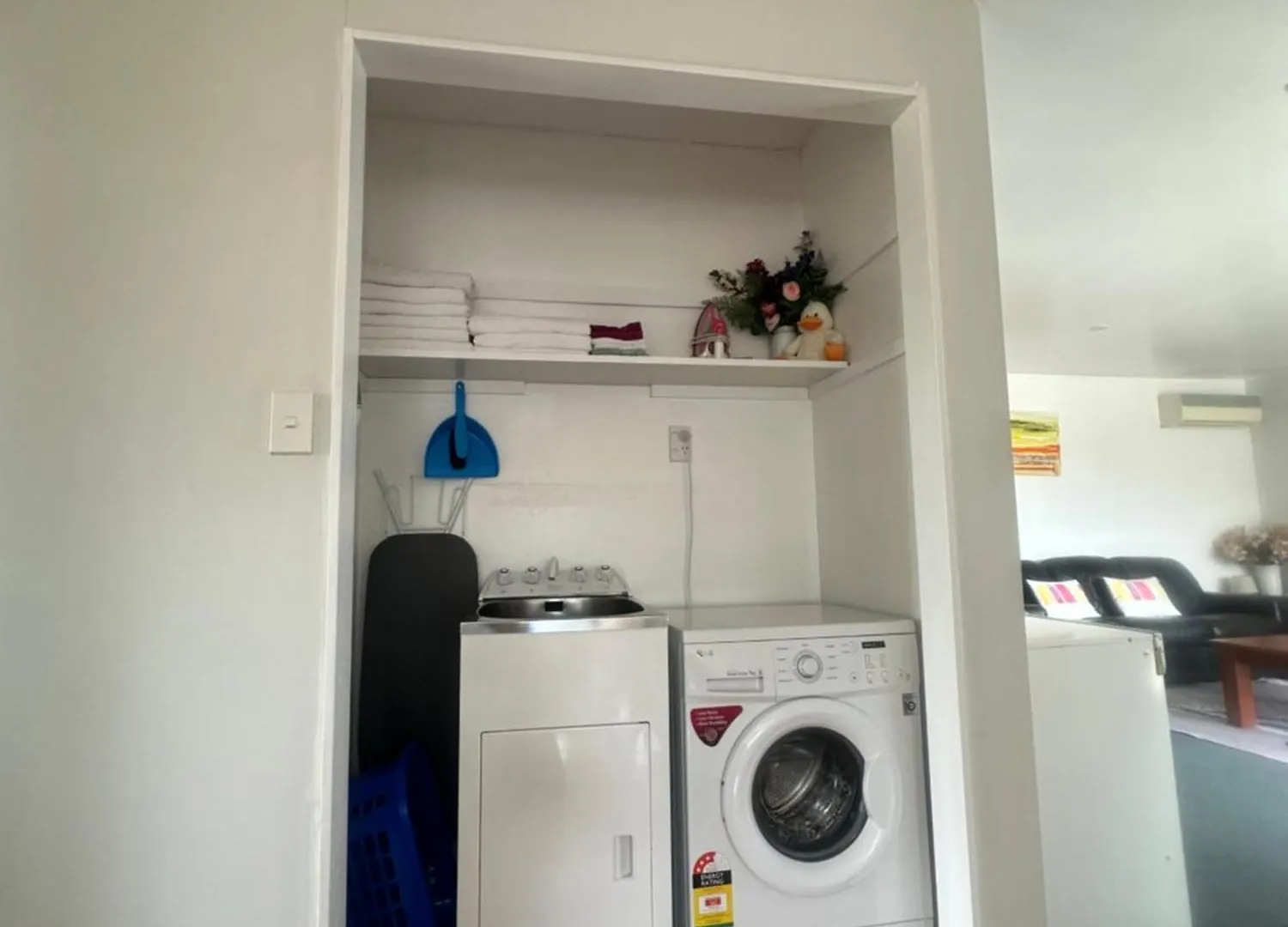 Sunny House With 5 Bedrooms Christchurch