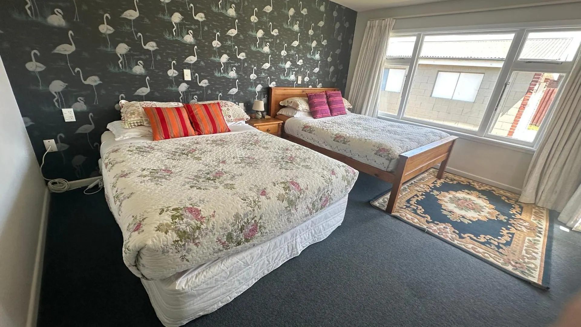 Holiday home Sunny House With 5 Bedrooms Christchurch